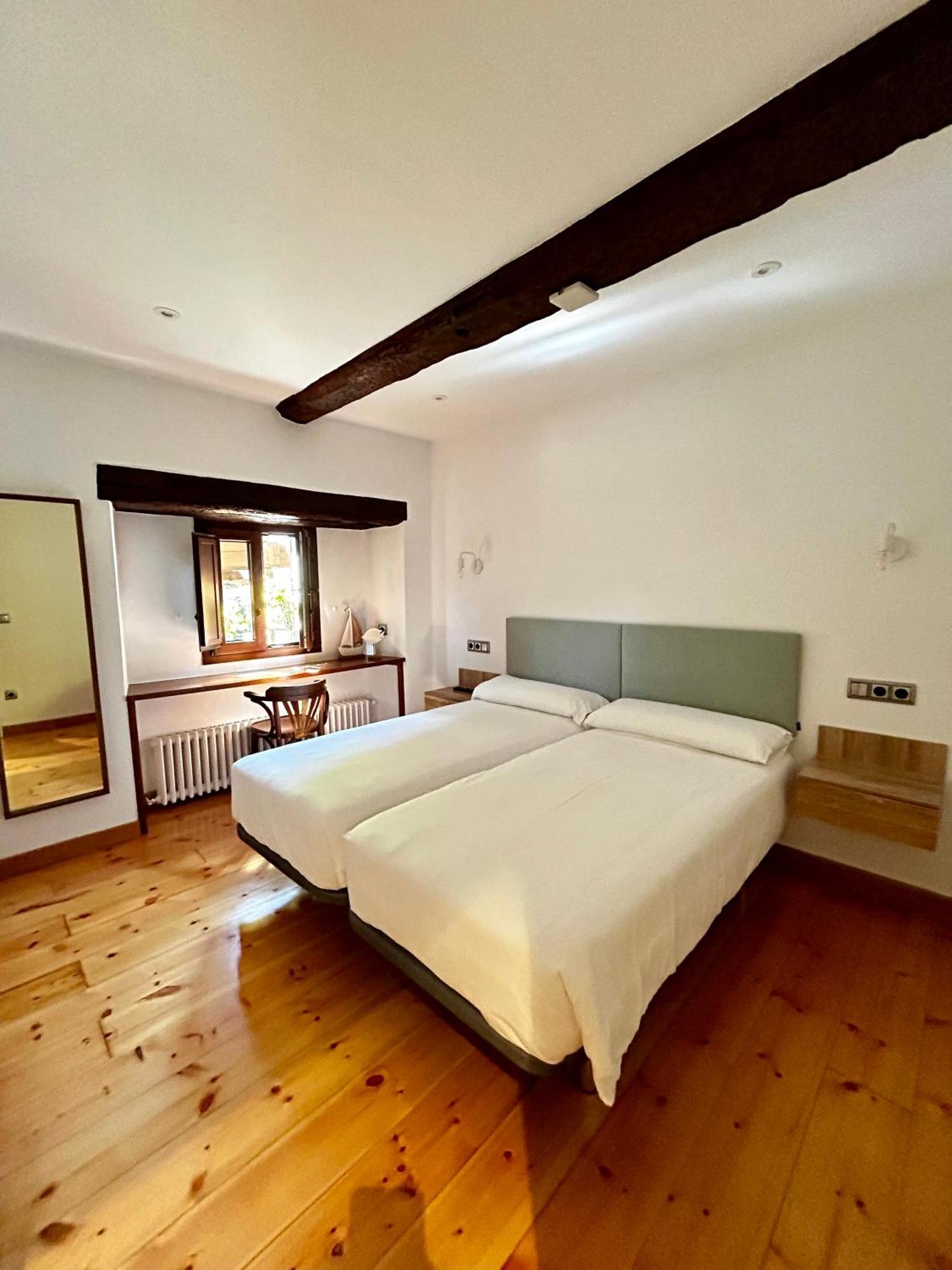 Apartamentos Rurales L'Arquera Llanes Exterior photo